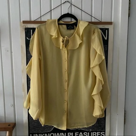 Vintage Shopping with Anthony by Anthony Mark Hankins yellow ruffle blouse M - Picture 1 of 8